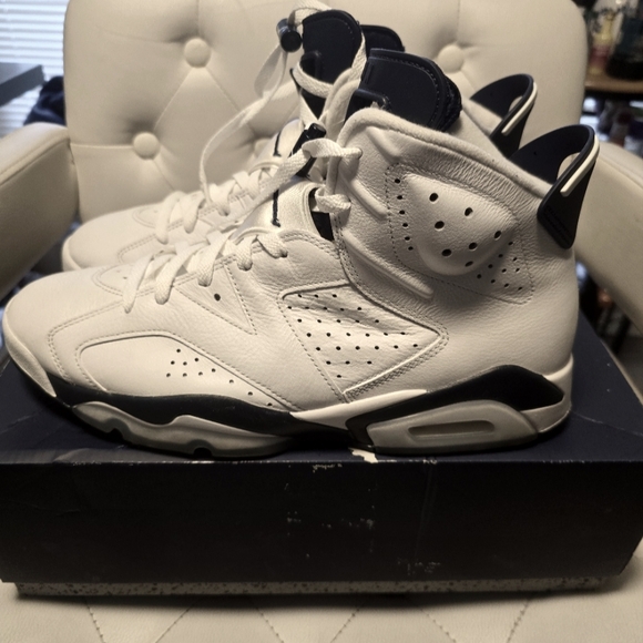 Midnight NAVY AIR JORDAN 6 ( GREAT CONDITION) - Picture 2 of 15